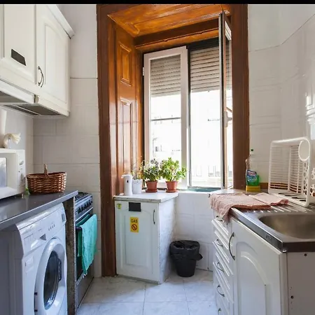 Center Cozy Flat At Lisboa; Best Location And View 아파트 *